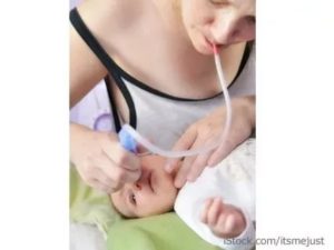 Как понять что у новорожденного насморк