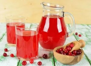 Как приготовить клюквенный морс для ребенка