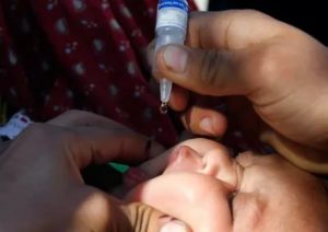 Прививка от полиомиелита при насморке