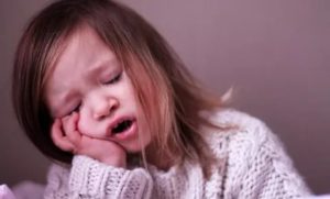 Сонливость у ребенка причины
