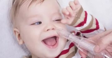 У двухмесячного ребенка сопли что делать У двухмесячного ребенка сопли что делать