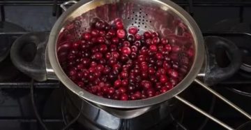 Как правильно заварить клюкву