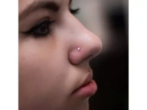 Когда лучше прокалывать нос