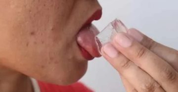 Обожгла небо горячим чаем что делать