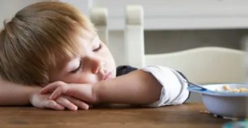 Ребенок вялый и сонливый температуры нет